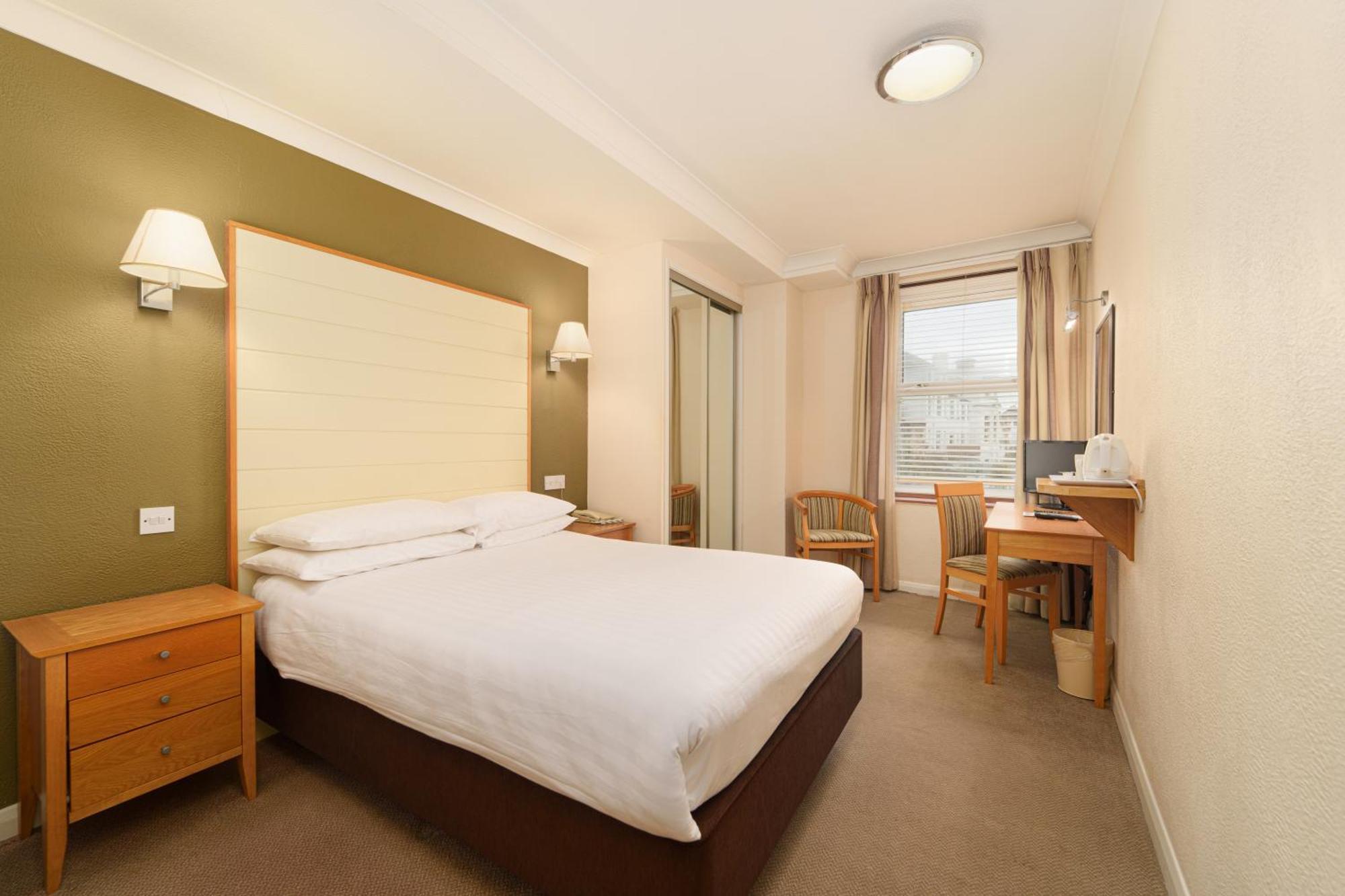 Trouville Hotel By Compass Hospitality Сандаун Екстер'єр фото